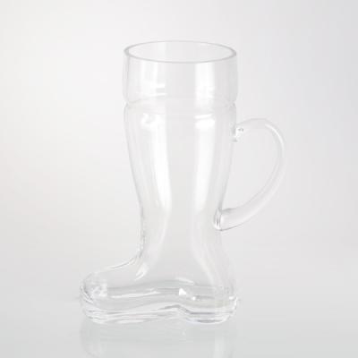 China New classic/postmodern hot sale boot shaped beer glass/shoes shaped beer glass/soccer pilsner glass for sale