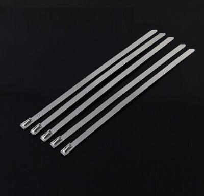 China 10 Mm Releasable Stainless Steel Cable Ties For Recycling Use , High Temp Resistance for sale