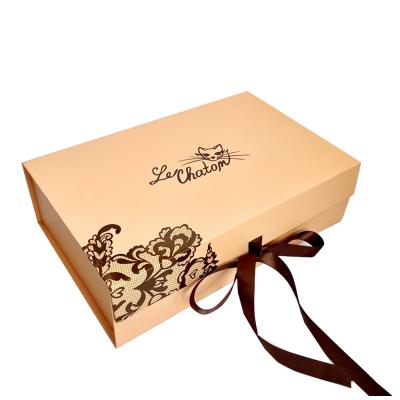 China Large Logo Elegant Paperboard Magnetic Flat Recyclable Custom Folding Paper Gift Box With Ribbon for sale