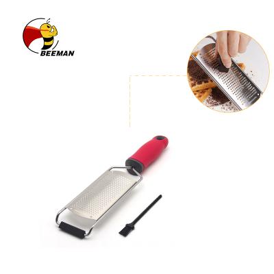 China Beeman Hand Stainless Steel Lemon Manual Flat Crude Chocolate Viable Kitchen Vegetable Cheese Grater With Brush for sale