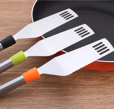 China Sustainable Kitchen Food Pizza Shovel Stainless Steel Cake Shovel Wok Triangular Spatula For Cake Cutter Pie Cake Shovel for sale