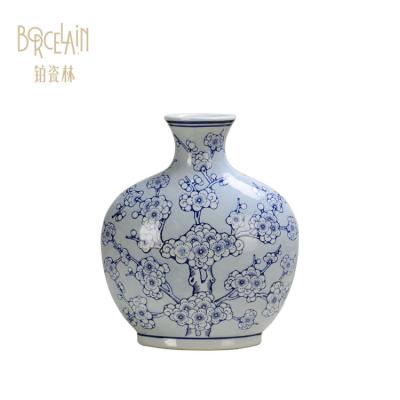 China Traditional Decorative Wholesale White Wedding Handmade Items Handmade Printed Luxury Hotel Home Decor Ceramic Flower Vase for sale