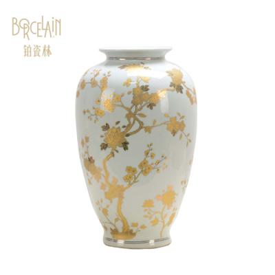 China Gold Supplier Vintage Decoration Gold Flower Pattern Flower Vase Traditional Ceramic Porcelain White Vase For Living Room for sale