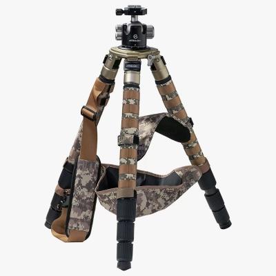 China Camouflage Professional Lightweight Carbon Fiber Hunting Tripod for Telescope Camera Shooting Durable Camouflage Leg Wraps Tripod for sale