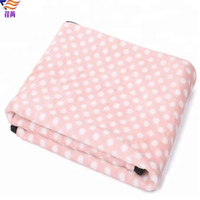 China Puppy Sleeping Mat Flannel Fleece Blanket Soft And Warm Sustainable Pet Bedspread for sale