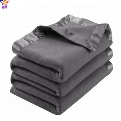 China Anti-pilling thick fleece blanket with satin border for bed for sale