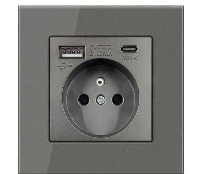 China Commercial EU Schuko Wall Outlet Outlet Faceplate with USB A USB-C Fast Charger 86x86mm for sale