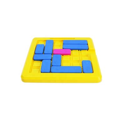 China DIY TOY Hot Sales Competitive Price Key Game Funny Traffic Jam Logic Game Kids Parking Puzzle Game for sale