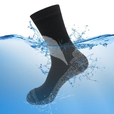 China Professional Winter Thick Running Antibacterial Increasing 100% Breathable Bamboo Waterproof Socks For Men for sale