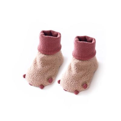 China Wholesale QUICK DRY Soft 100% Organic Cotton Boy Wholesale Toddler Winter Baby Cute Grip Socks for sale