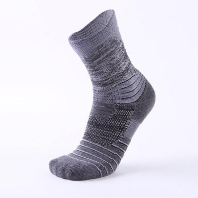 China Custom Made Winter Elite Antibacterial Basketball Socks Cotton Tube Wear-resistant Non-slip Running Socks Thick Socks for sale