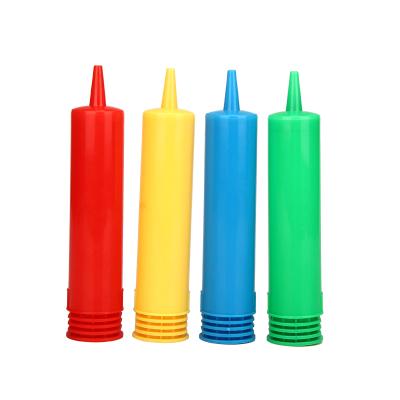 China Promotional Toy China Provides Balloon Way Colorful and Portable Syringe Shaped Compressor for sale