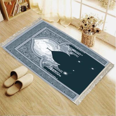 China Pilgrimage Washable Wholesale Blanket Fashion Portable Islamic Muslim Prayer Mat for sale