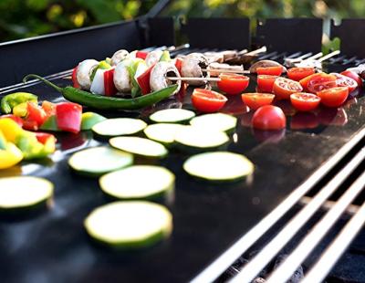 China 2020 Hot-selling Amazon BBQ Grill Mats PTFE Non-Stick Heat Resistance Non-Stick BBQ Dustproof Baking Mat for sale