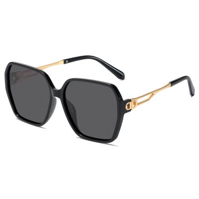 China New big frame fashion light UV400 trend polarized nose protection lady eyewear dark shades for men and woman for sale