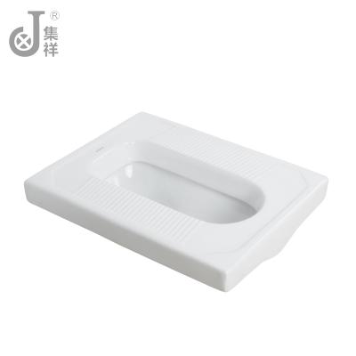 China With Ceramic Modern Fender Bathroom WC Toilet Squat Pan for sale