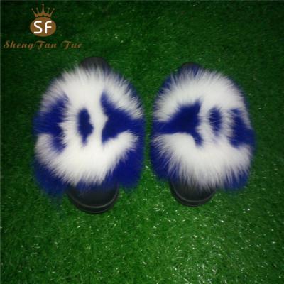 China Fashion Fluffy Soft Wholesale Luxury Best Selling Fluffy Soft Indoor Collection Ladies Love Real Fur Slipper Soft Fox Fur Slides Sandals Slippers for sale