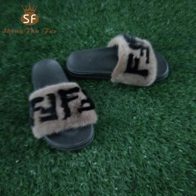 China Mink Fur Sandals Slippers With fluffy and soft Logo Custom Made new style of luxury women fluffy and soft fashion full real for sale