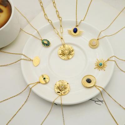 China CLASSIC 3D Necklaces Fashion Sunflower Pendant Necklace CLASSIC Waterproof Gold Plated Natural Stone Stainless Steel Necklace for sale