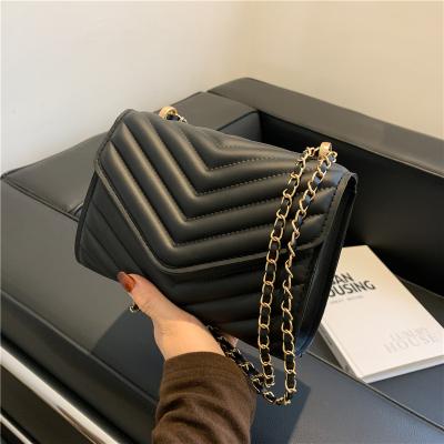 China Waterproof Fashion Wave Pattern Chain Small Square Single Shoulder Lady Bags Cross - Body Bag for sale