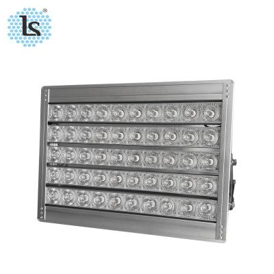 China Sports Stadiums 180LM/W 80C Degree High Temperature Resistant Pedant Led Flood Light Fixture Industrial 500W 400W 300W 200W 1000W For Chemical Plant for sale