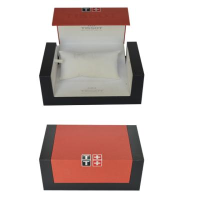 China Unique brand wooden laquering jewelry packaging watch box with hairlow for sale