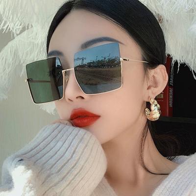 China 2021 Central Institute of Statistics Temperament UV Resistant Korean Version High Quality Sunglasses Women's Net Red With Retro Style for sale