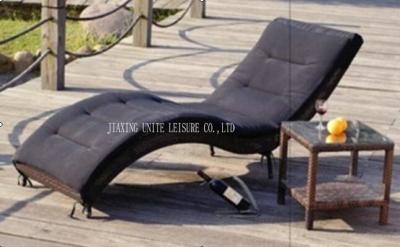 Cina Mobilia all'aperto di lettino di vimini del rattan, chaise-lounge di Sun del rattan comoda in vendita