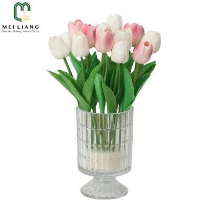 China Minimalist Home Garden Tulip Centerpiece Vase Tulip Flowers Arrangements In Glass Wedding Party Decorations Fake PU for sale