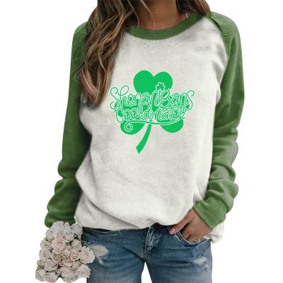 China Breathable Ladies Long Sleeves OEM Raglan Print Love Clover Graphic Crewneck Sweatshirt Tee for sale