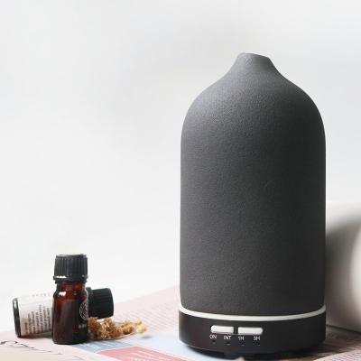 China 100ml Household Aromatherapy Ceramic Diffuser Ultrasonic Humidifier for Essentiol Oil for sale