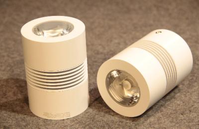 中国 最もよい価格の高い明るさは取付けられた導かれた穂軸のdownlight屋内キャビネット ライトのための浮上しました 販売のため