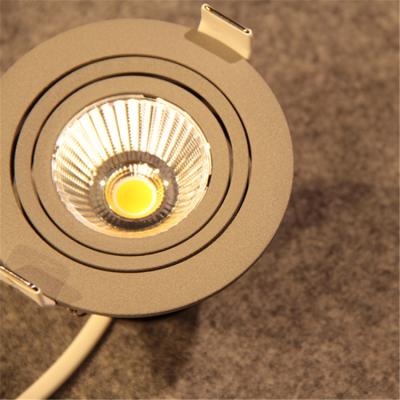 中国 20W 2000Lumens AC100-240Vは屋内適用のためのLEDceiling Downlightを引込めました 販売のため