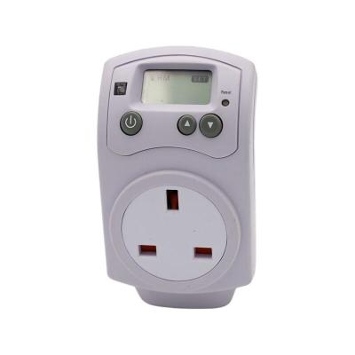 China Homehold Digital Temperature Controller EU/UK Switch Standard Plug-in Thermostat Programmable Digital Temperature Controller for sale