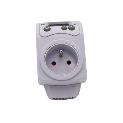 China Homehold Digital Temperature Controller Easy To Set Temperature Controlled Socket Thermostat Socket France Plug-In Soc Precise Controller for sale