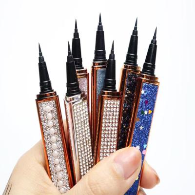 China Waterproof Eyelash Glue Pen For Magnetic Eyelash Eyeliner Pencils Stamp for sale