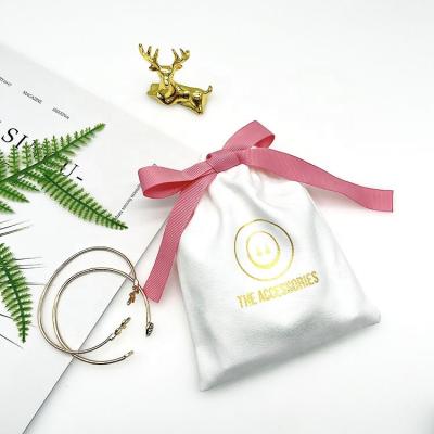 China Custom Envelope Drawstring Bags for Jewelry Gift Packaging Pouch Velvet Gift Bag Velvet Pouch Exquisite Velvet Pouch for sale