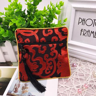 China Recyclable Silk Brocade Tassel Double Zipper Jewelry Pouches Coin Purse Gift Bags Flower Design Embroidered Chinese Style Square Bag for sale