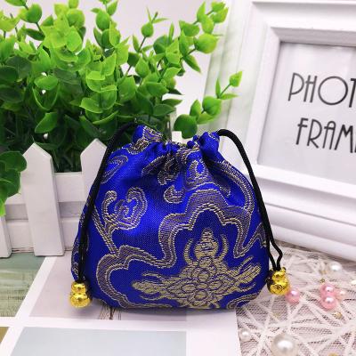 China 8X15CM Vintage Embroidery Jewelry Organizer Pouches Handmade Drawstring Recyclable Gifts Bags Mixed Color Silk Brocade Pouch for sale