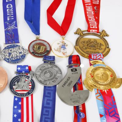 中国 Wholesale Custom 3d Metal Medal Cheap Bespoke With Ribbon Cycling Dance Marathon Award Medals 販売のため