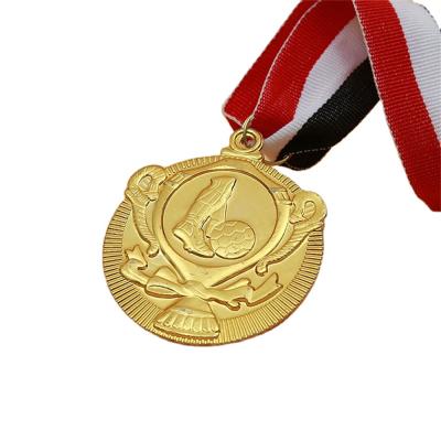 Cina Wholesale Customized Logo Cheap Gold Silver Copper Football Medals Metal Blank Medal in vendita