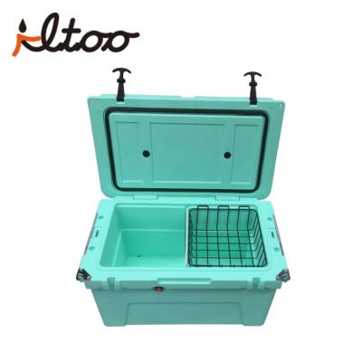 China Convenient LLDPE Rotomolded Plastic Insulated Portable Ice Chest Cooler for sale