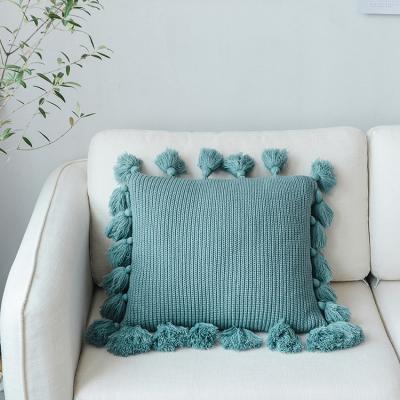 China Anti-Static Soft Knitted Tile Covers Lantern Ball Decoration Crochet Cushion Cover for sale