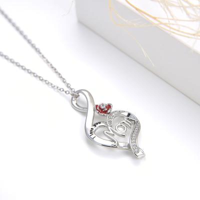 China Cute Mother's Day Gift High Quality Gold Plated Jewelry Necklace Letter Mom Heart Shaped Pendant Necklace for sale