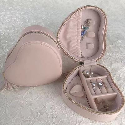 China Custom Party Favors Travel Jewelry Box Small In Vegan Leather Portable Luxury Jewelry Case For Bridesmaids for sale