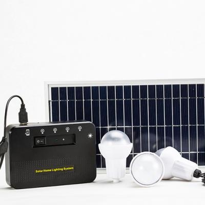 China Home Lighting Easy Installation 8W Rechargeable Led Solar Home Lighting Kits 5200mAh Lithium Battery With 4bulbs for sale