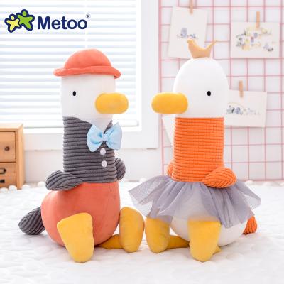 China Promotional Imitation Plush Custom Plush Stuffed Seagull Couples Toy With Cute Clothes for sale