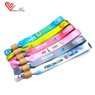 China Eco Friendly Full Color Dye Sub Recycled RPET Fabric Wristband With Bamboo Lock For Events à venda