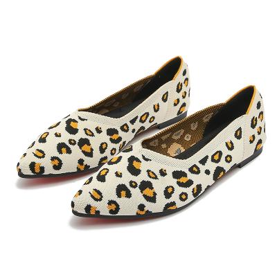 China Wholesale Luxury Flat Leopard Embroidered Women Casual Flat Shoes Breathable Slip On Designer Dress Loafers Women Flats for sale