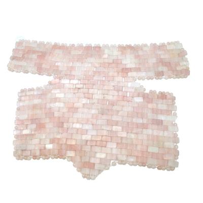 Cina Home Esercizio SPA Maschera naturale rosa Collo di giada Copertura del seno Rosa Quarzo di giada raffreddante Massaggio del sonno Terapia per la bellezza in vendita